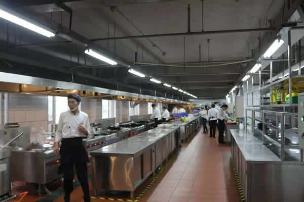 餐廳后廚設(shè)計詳解，隨便一條都很要命